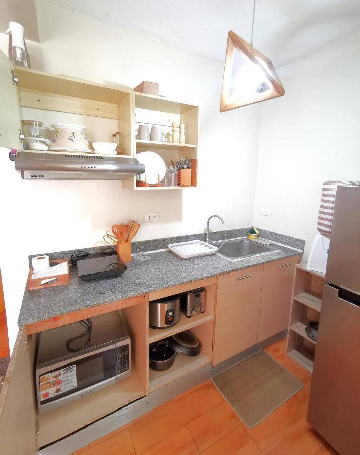 Davao Condo 2Br Pool Wifi Netflix Exterior photo